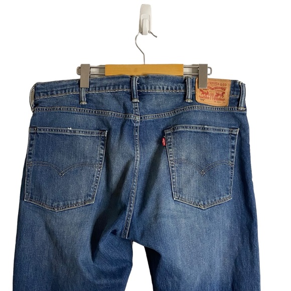 Levi's 513 Men's Medium Indigo Slim Straight Denim Jeans - Picture 6 of 8